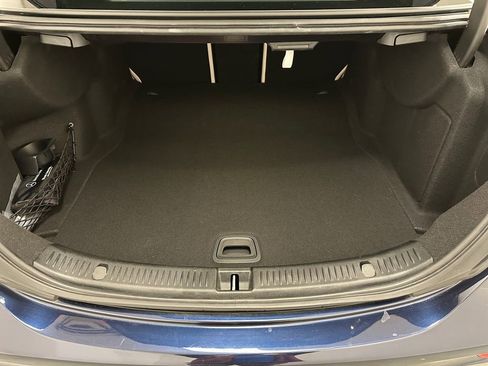 Used 2023 Mercedes-Benz E 350 4MATIC Sedan image 18
