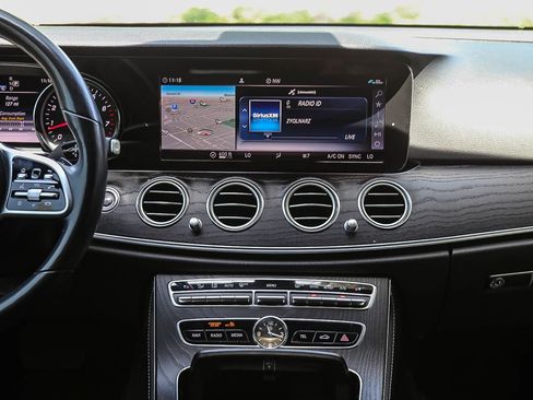 Certified 2019 Mercedes-Benz E 300 image 11