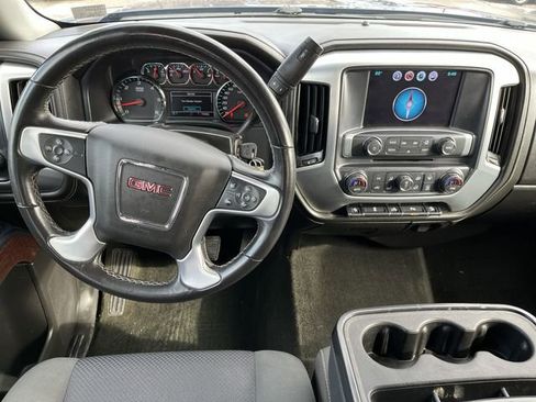 Used 2017 GMC Sierra 1500 SLE w/ SLE Value Package image 13