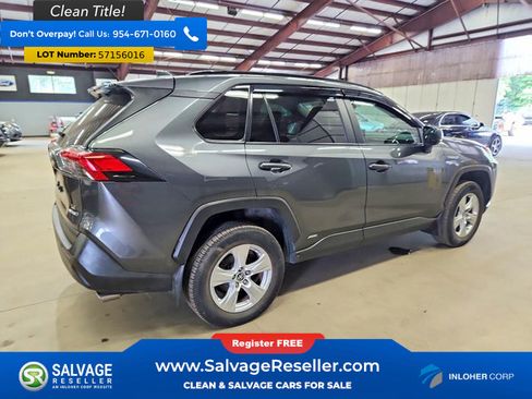 Used 2021 Toyota RAV4 LE AWD/4WD image 4