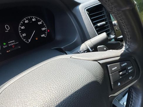 Used 2025 Honda Ridgeline Sport image 19