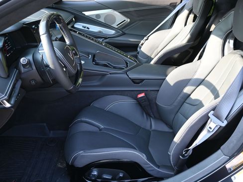 Used 2024 Chevrolet Corvette Z06 image 19