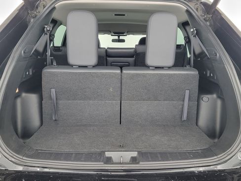 Used 2023 Mitsubishi Outlander SE image 32