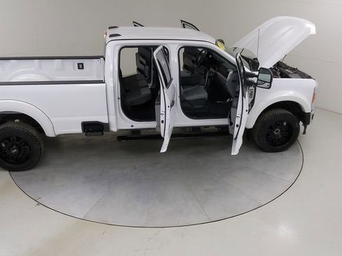 Used 2024 Ford F350 XLT image 47