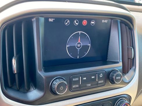 Used 2016 GMC Canyon SLE w/ SLE Convenience Package AWD/4WD image 12