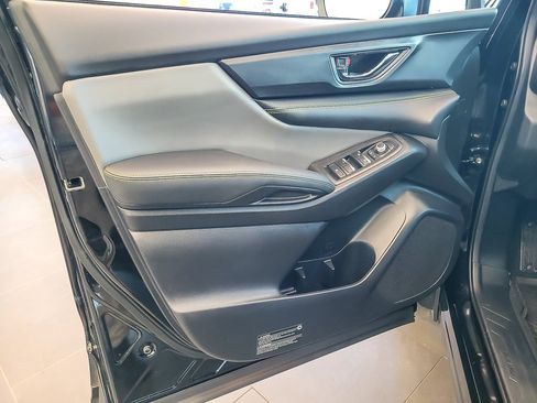 Certified 2025 Subaru Ascent Onyx Edition w/ Popular Package #2 image 17