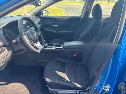 Used 2025 Nissan Sentra SV FWD image 20