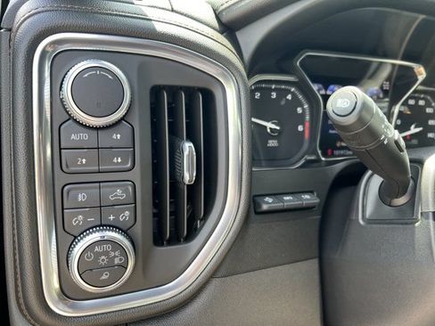 Used 2019 GMC Sierra 1500 AT4 w/ Off Road Performance Package AWD/4WD image 42