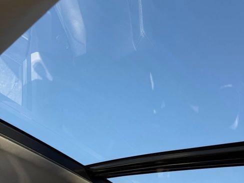 Used 2019 Toyota Highlander Limited Platinum image 21