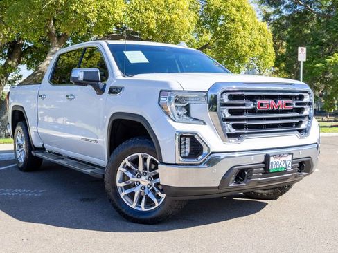 Used 2019 GMC Sierra 1500 SLT w/ SLT Premium Plus Package image 2