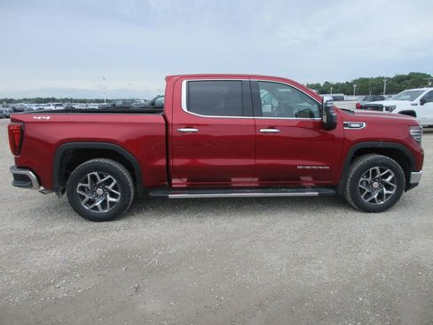 New 2026 GMC Sierra 1500 SLT w/ SLT Premium Plus Package AWD/4WD image 3