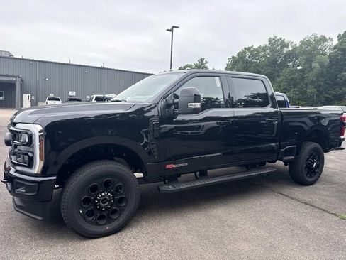 New 2026 Ford F350 Lariat w/ Black Appearance Package AWD/4WD image 2