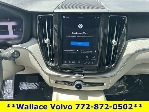 Used 2024 Volvo XC60 B5 Plus w/ Protection Package Premier AWD/4WD image 19
