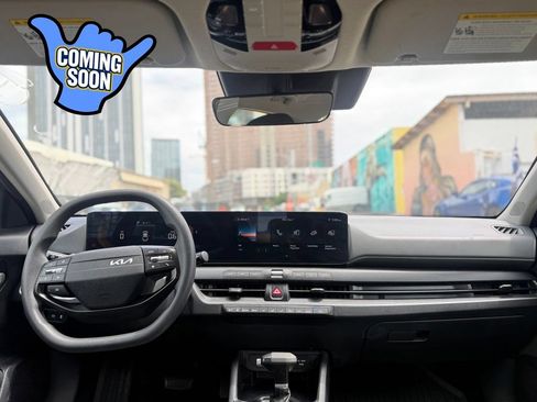 Used 2025 Kia K4 FWD image 18