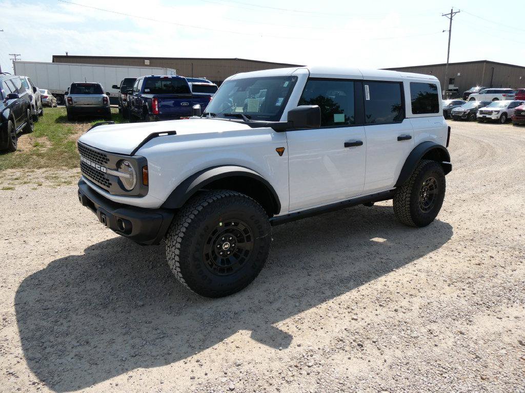 New 2026 Ford Bronco Badlands w/ Sasquatch Package AWD/4WD image 9