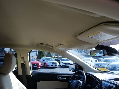 Used 2021 Ford Edge SEL w/ Cargo Accessory Package image 18