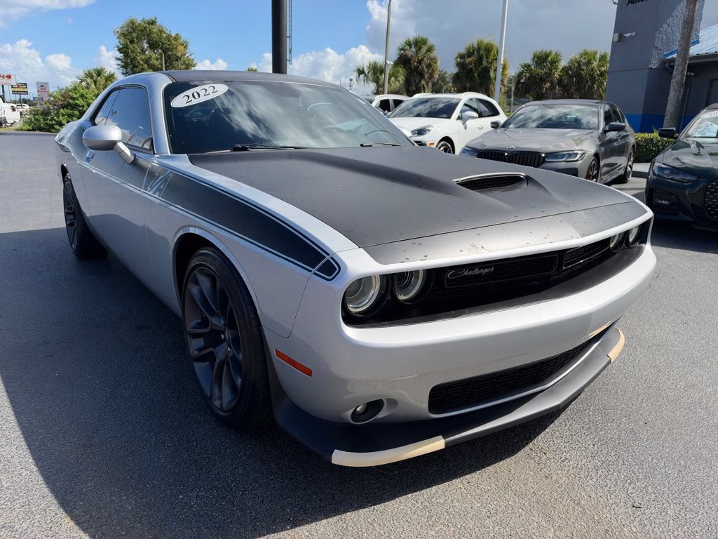 Used 2022 Dodge Challenger R/T w/ T/A Package RWD image 4