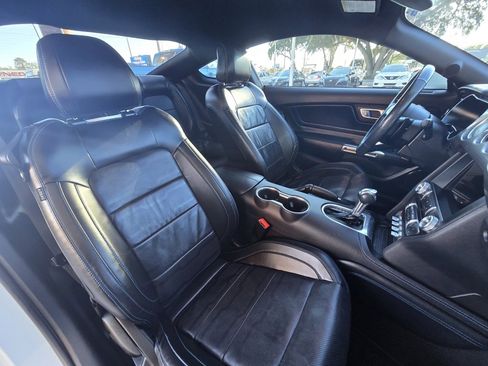 Used 2021 Ford Mustang GT Premium w/ GT Performance Package image 4
