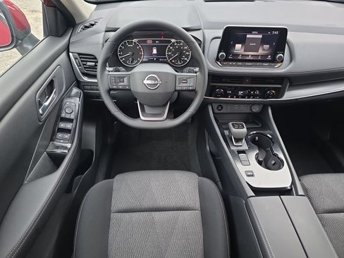 New 2026 Nissan Rogue SV FWD image 18