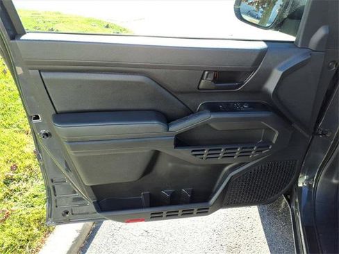 Certified 2025 Toyota Tacoma SR image 6