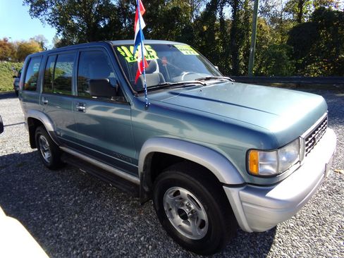 Used 1997 Isuzu Trooper LS image 3