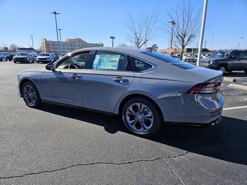 New 2025 Honda Accord EX-L image 5