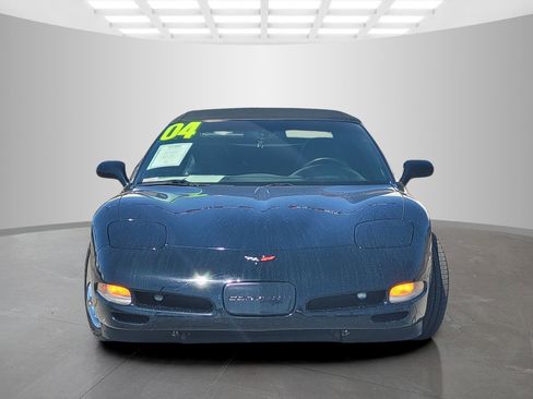 Used 2004 Chevrolet Corvette Base w/ Preferred Equipment Group image 2