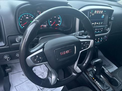 Used 2017 GMC Canyon SLE w/ SLE Convenience Package image 10