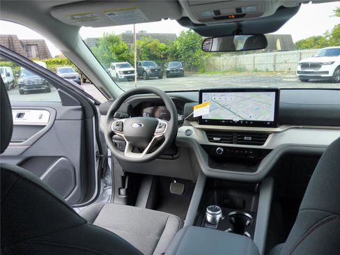 New 2026 Ford Explorer Active image 21