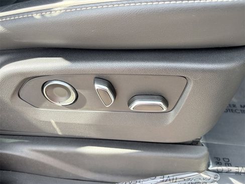 Used 2021 Cadillac Escalade Premium Luxury w/ Driver Assist Tech Package image 11