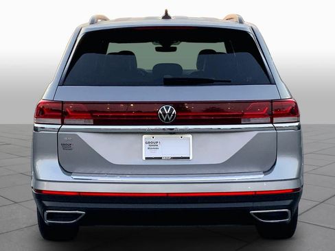 Used 2024 Volkswagen Atlas SE FWD image 5
