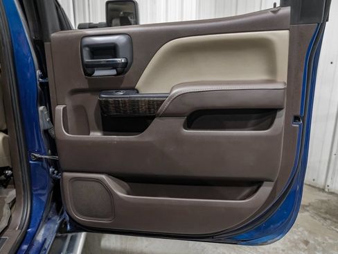 Used 2016 GMC Sierra 2500 Denali w/ Duramax Plus Package AWD/4WD image 44