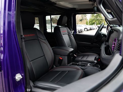 Used 2026 Jeep Wrangler Unlimited Rubicon w/ Safety Group AWD/4WD image 23