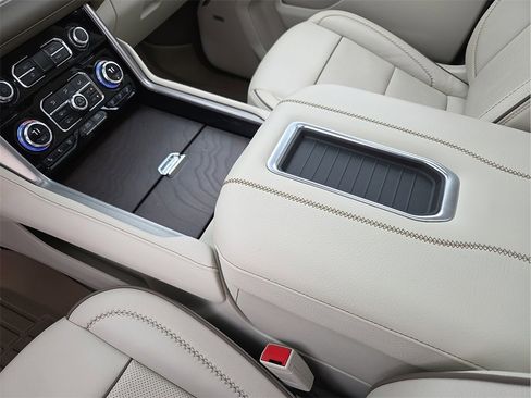 Used 2023 GMC Yukon Denali w/ Max Trailering Package image 25