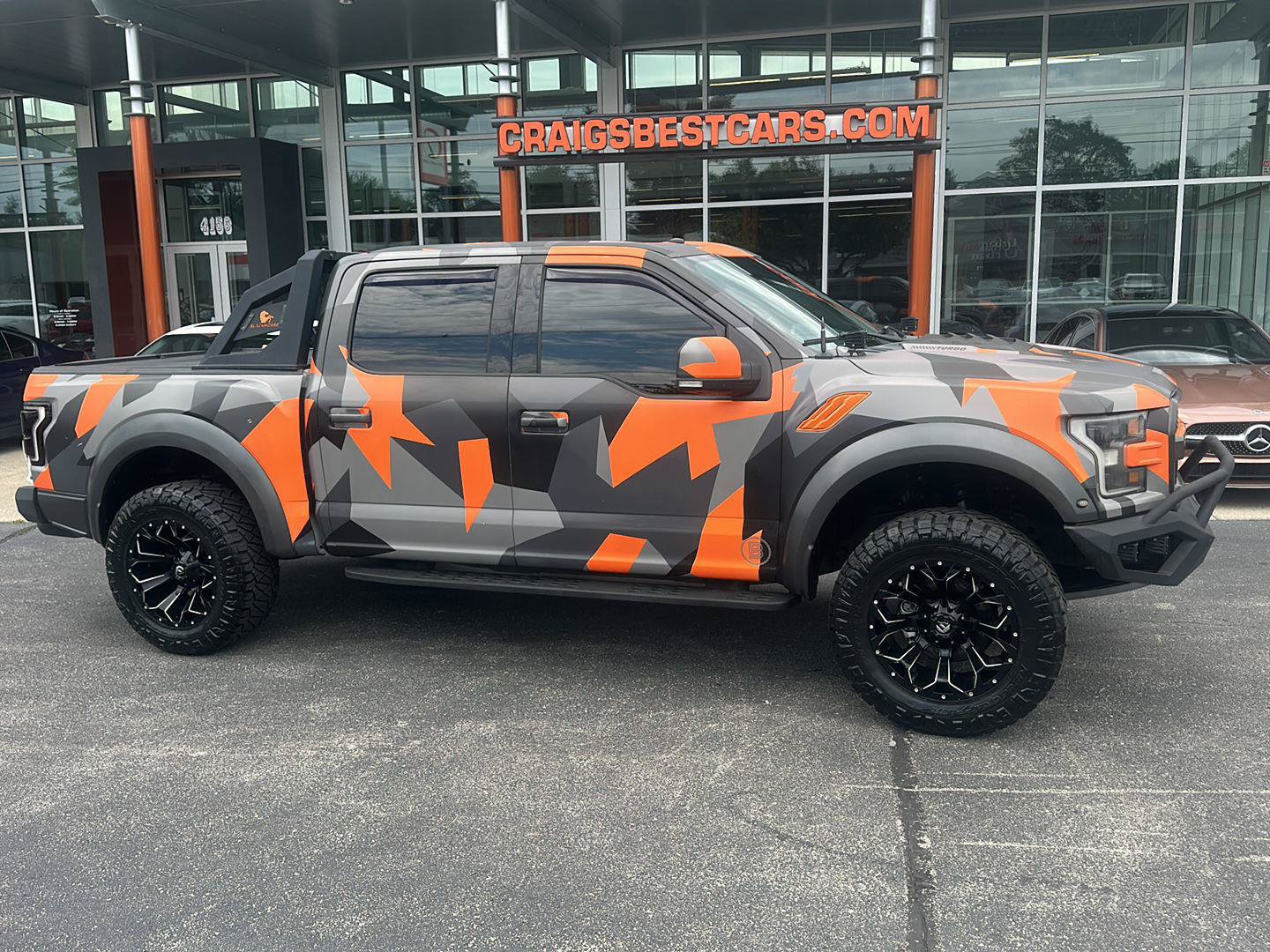 Used 2018 Ford F150 Raptor w/ Equipment Group 802A Luxury AWD/4WD image 1