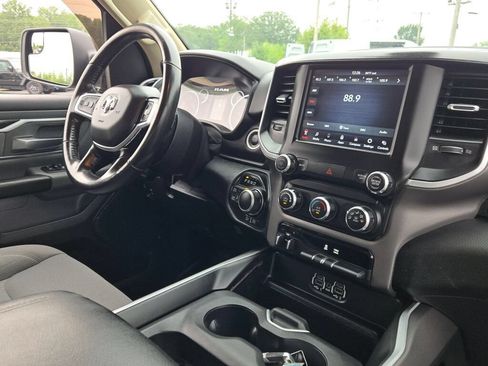 Used 2020 RAM 1500 Big Horn AWD/4WD image 7
