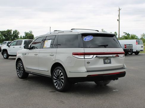 Used 2023 Lincoln Navigator Reserve RWD image 7