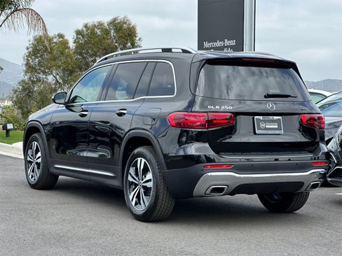 New 2025 Mercedes-Benz GLB 250 image 5