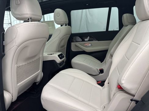 Used 2026 Mercedes-Benz GLS 450 4MATIC image 20