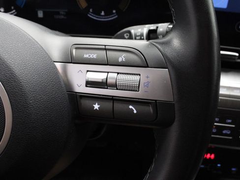 Used 2025 Hyundai Kona SEL FWD image 27