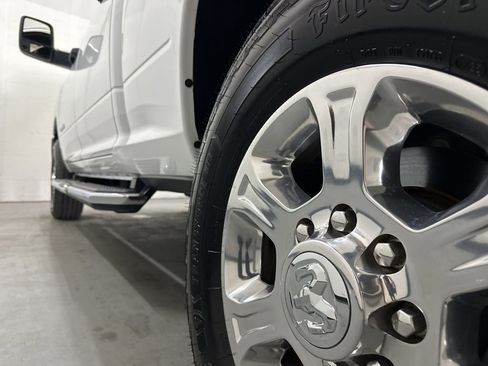 Used 2024 RAM 2500 Big Horn AWD/4WD image 18