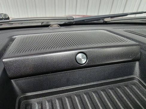 Used 2020 Ford F150 Lariat w/ Equipment Group 502A Luxury AWD/4WD image 18