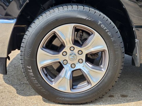 Used 2023 RAM 1500 Laramie AWD/4WD image 22