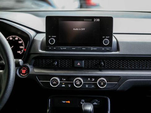 Used 2025 Honda CR-V LX image 17