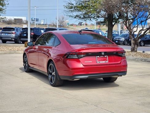 New 2026 Honda Accord SE image 4