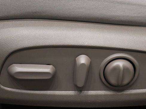 Used 2022 Chevrolet Malibu LT image 19