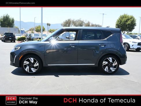 Used 2025 Kia Soul GT-Line w/ GT-Line Technology Package FWD image 4