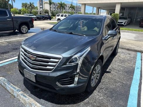 Used 2019 Cadillac XT5 Luxury AWD/4WD image 1