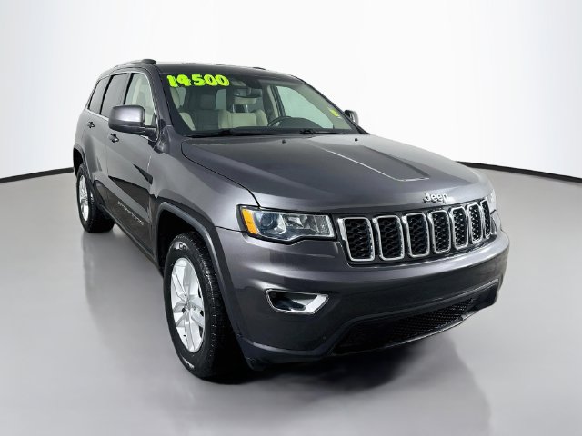Used 2018 Jeep Grand Cherokee Laredo AWD/4WD image 3