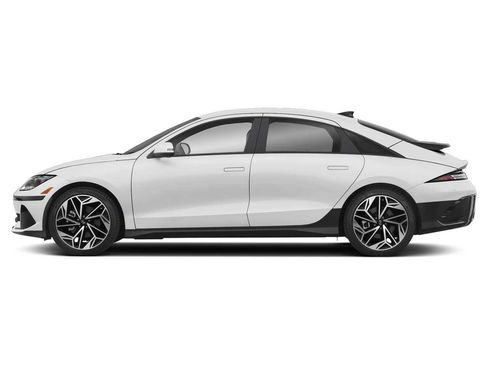 Used 2024 Hyundai Ioniq 6 SEL RWD image 3